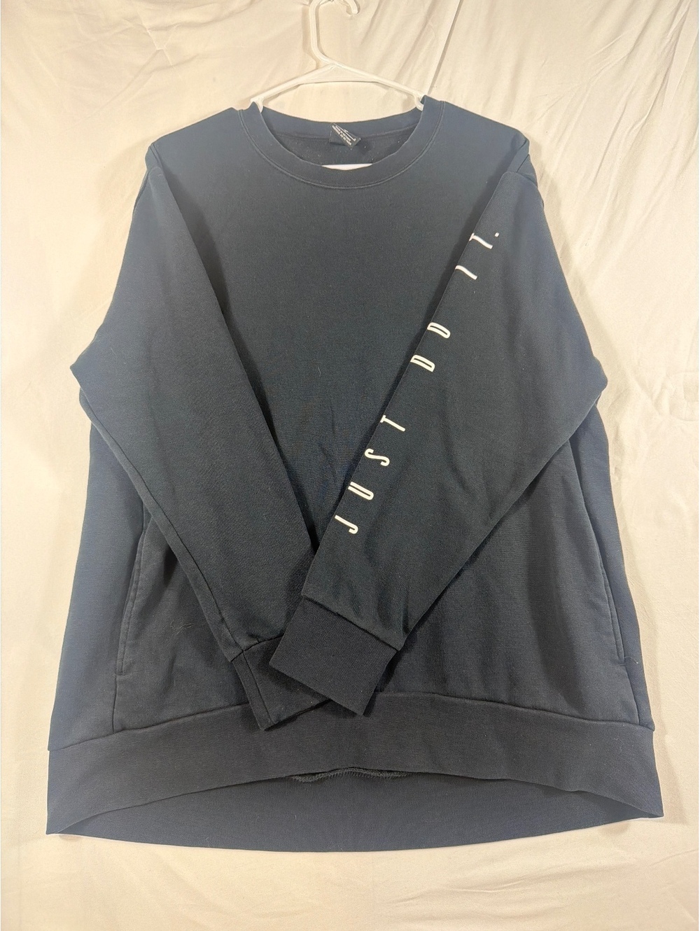 Nike Dri-FIT Black Crewneck Sweatshirt Large